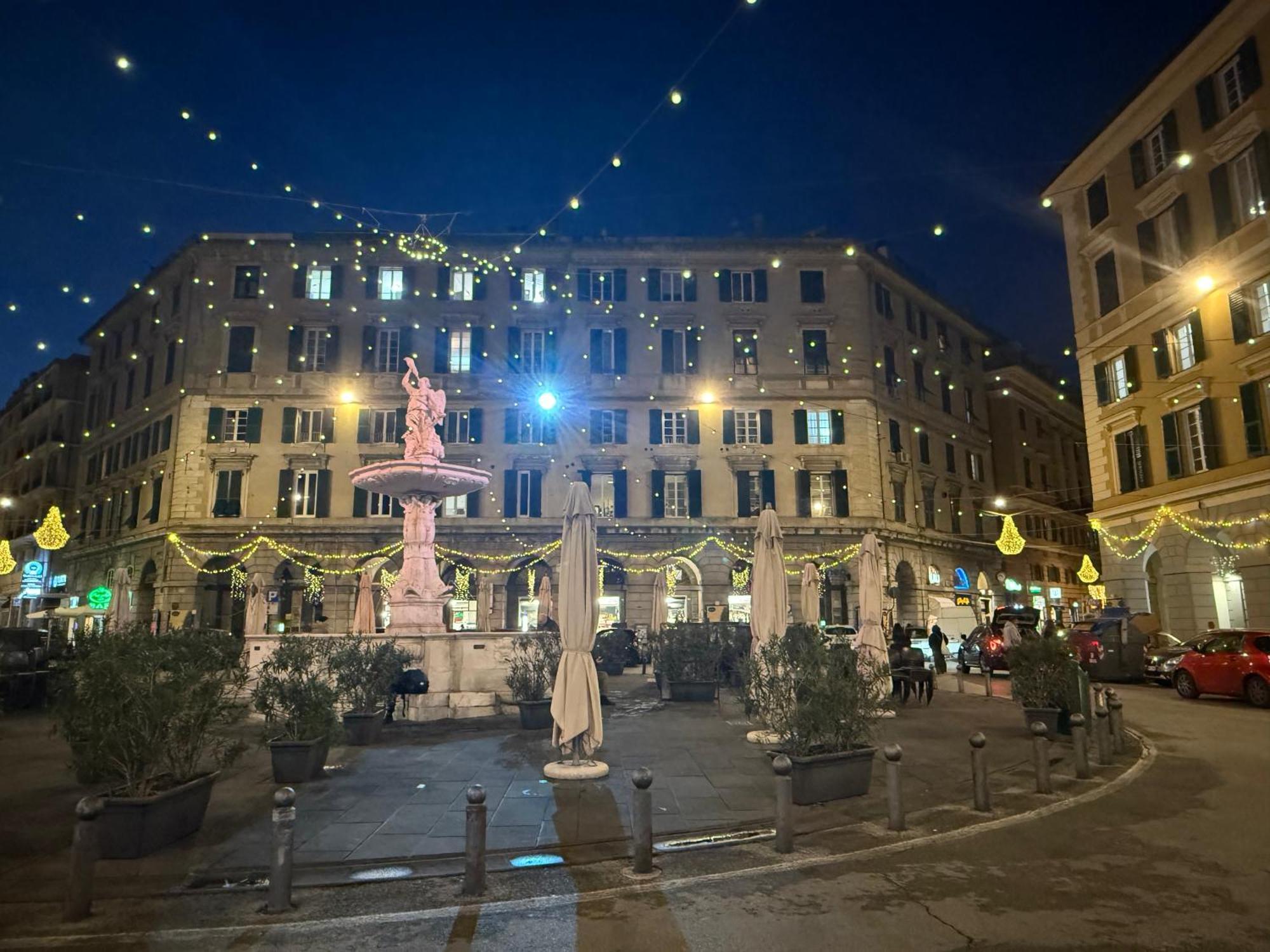 The First Colombo Brignole XX Settembre Lejlighed Genova Eksteriør billede
